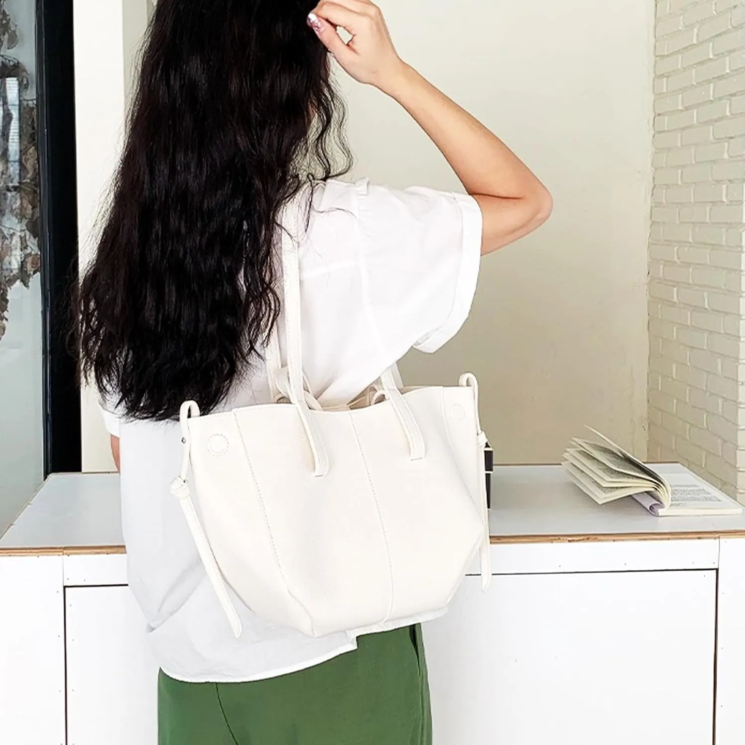 Tote Bag for Women, Small Leather Tote Bags Trendy Dumpling Bag Hobo Purse Shoulder Handbags (Brown)