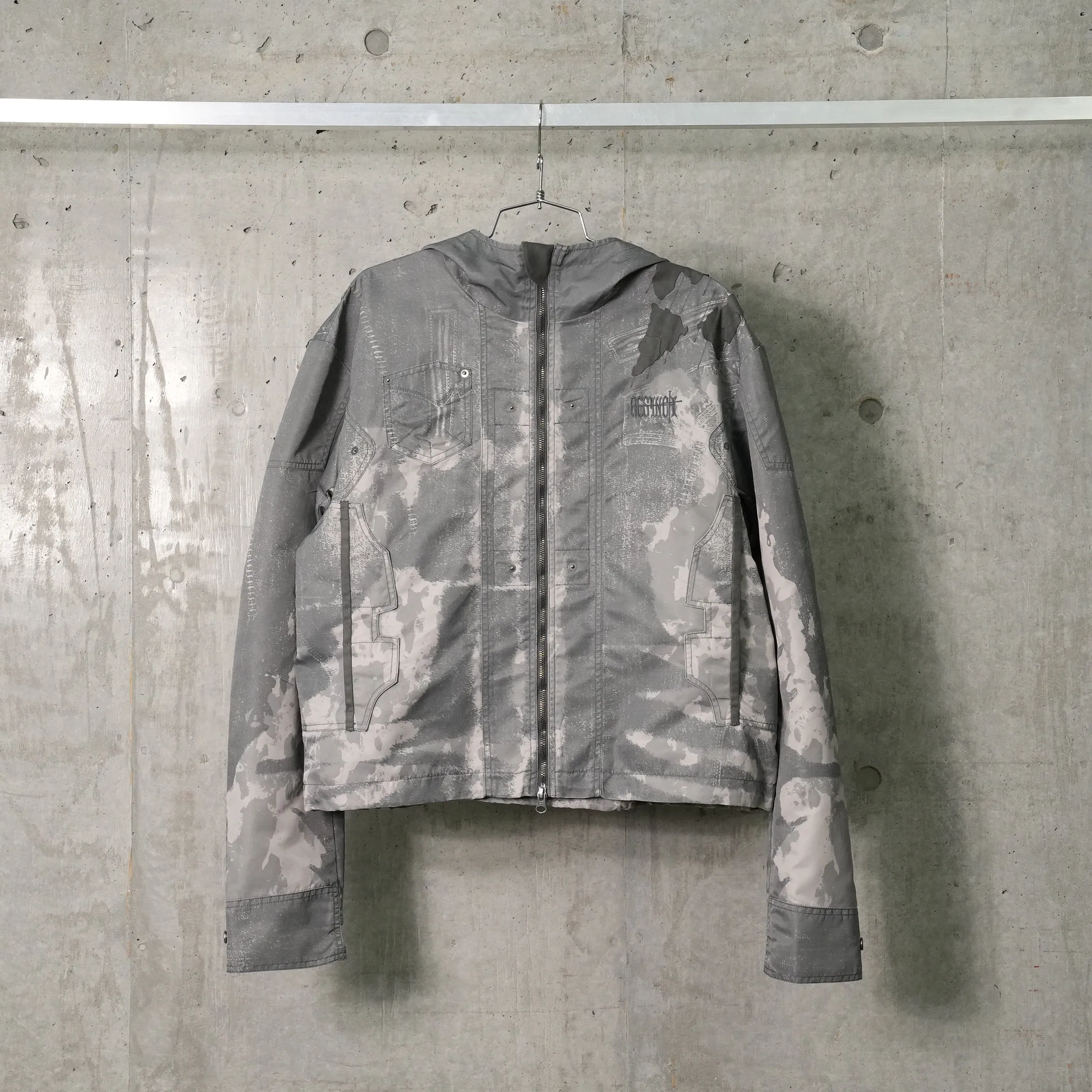 WIND BREAKER / CAMOUFLAGE